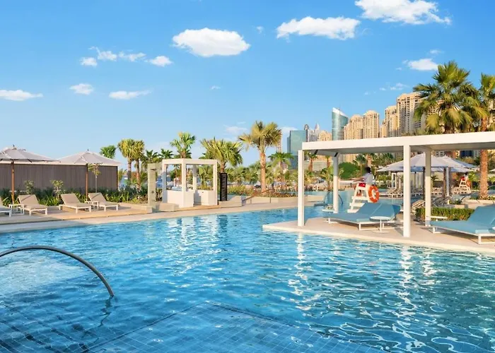 Hotel de 5 estrellas: Address Beach Resort
